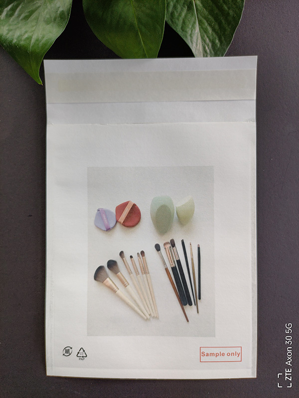 White kraft paper
