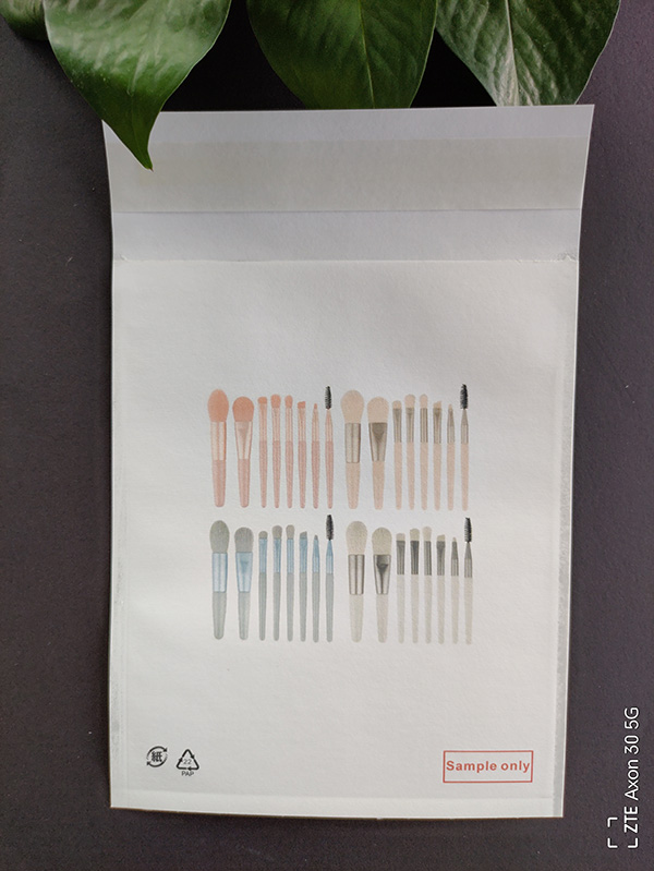 White kraft paper