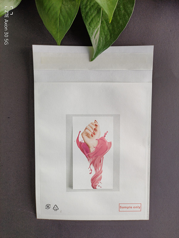 White kraft paper